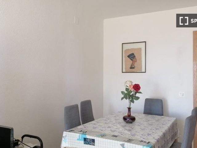 valencia, Valencian Community 46980
