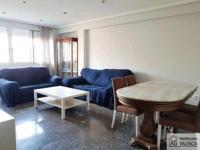 Valencia Capital, Valencian Community 46021