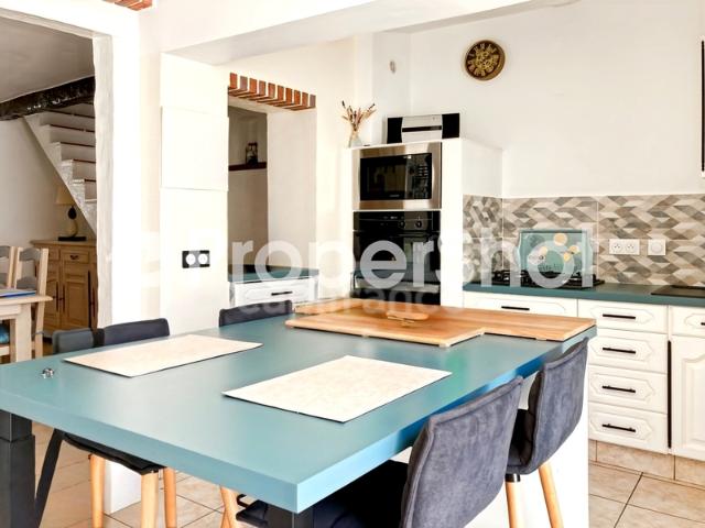 VALENCIENNES 59 maison de ville mitoyenne de 92M² ETAT IMPECCABLE avec jardin