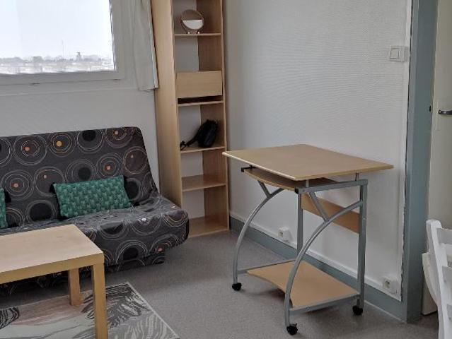 Valenciennes centre studio meublé proche gare
