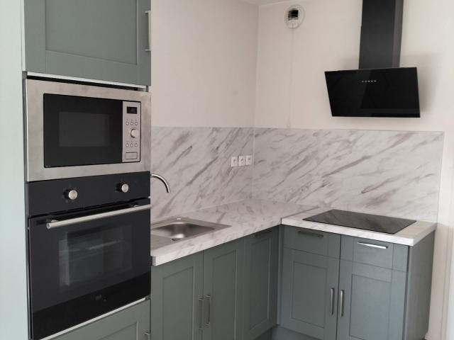 Valenciennes – appartement t2 avec deux balcons et parking s/sol