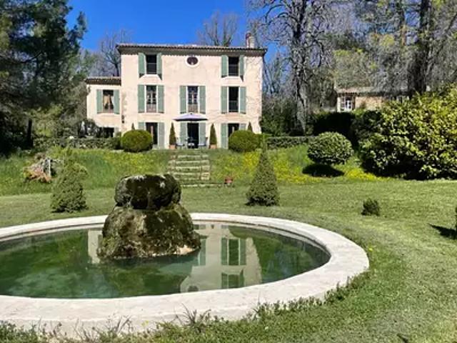 Valensole 04210 Achat / Vente maison 10 pièces t10 jardin