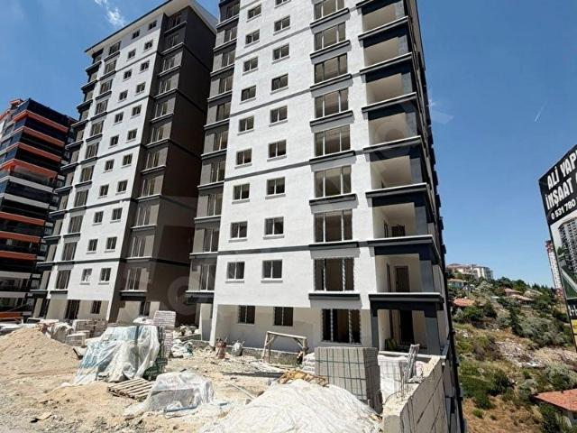 VALENTİADAN CADDE ÜZERİ LÜX 3+1 YÜKSEK KAT FIRSAT SATILIK DAİRE