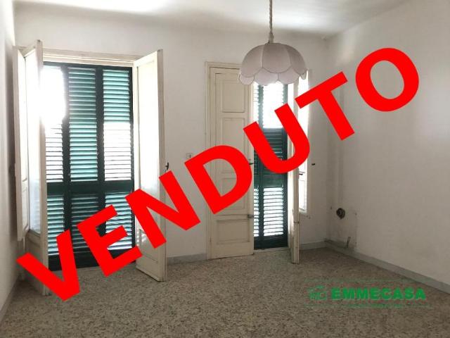 Valenzano trilocale 64mq