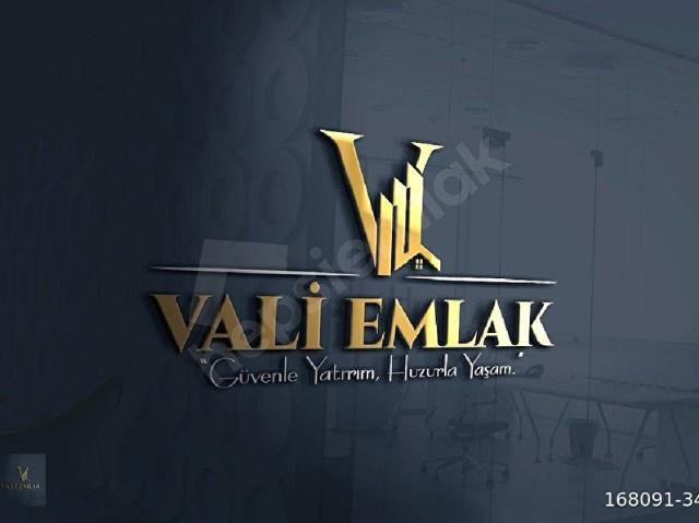 VALİ EMLAK'TAN DÖŞEMEALTI BAHÇEYAKA KİRALIK EŞYASIZ VİLLA