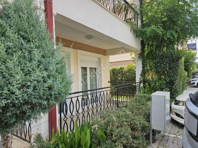 Vali Konakları 2 Sitesi'nde Eşyalı Kiralık 2+1 Daire