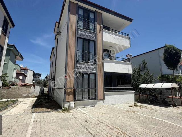 Valizini Al Gel Kiralık 1+1 Daire