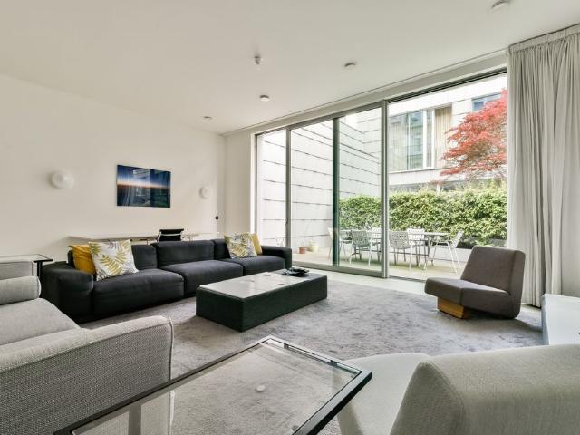 Valkenburgerstraat 132B, 1011 NA, Amsterdam