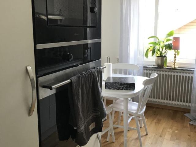 Välkommen till 2 rum och kök på första våningen på trevliga Gustavsgatan i Nybro!