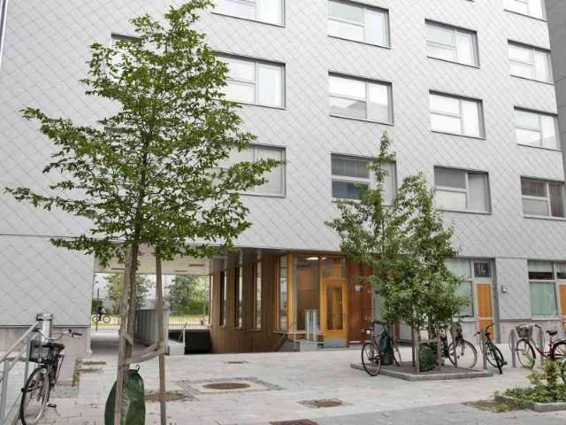 Vallastaden, Kunskapslänken 16.100