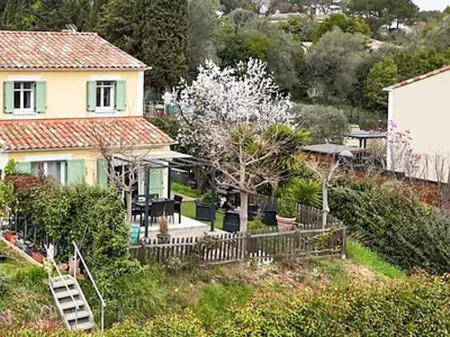 Vallauris 06220 Achat / Vente maison 4 pièces t4 jardin terrasse