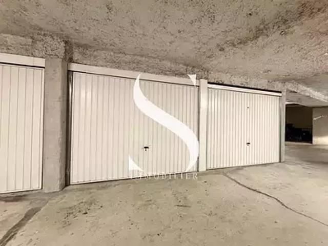 Vallauris 06220 Achat / Vente parking