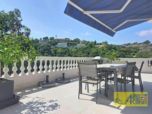 Vallauris Magnifique villa avec piscine