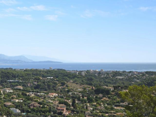 Vallauris Propriete A Renover Belle Vue Mer 700m² Vallauris