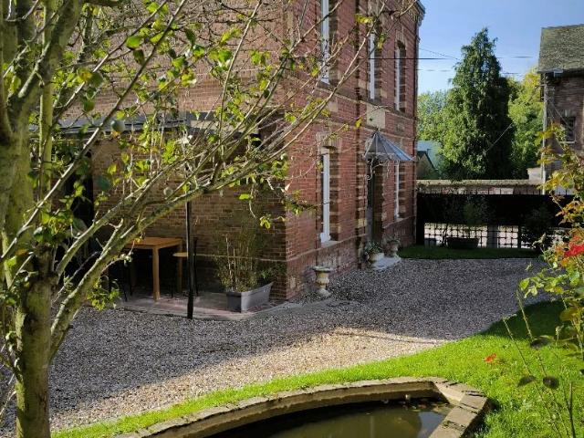 VALLEE DE LA RISLE 27290, CENTRE BOURG, MAISON BOURGEOISE DE 2