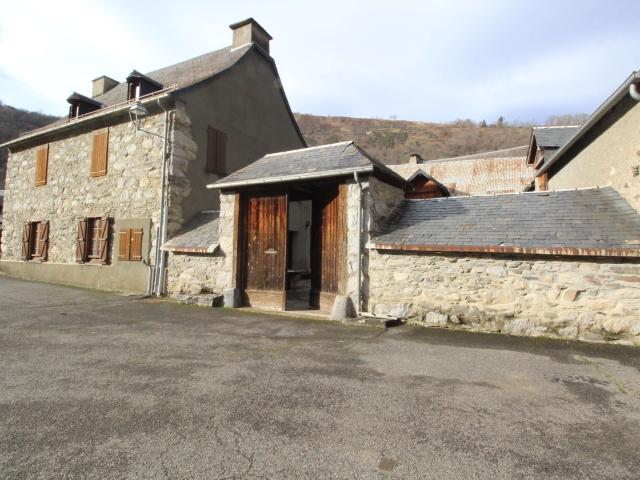 VALLEE DU LARBOUST