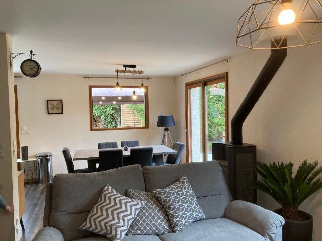 VALLEIRY: maison T5 107 m2 à louer