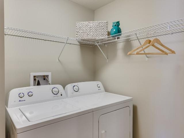 Valley Views 2 Bedroom Apartment for Rent at 185 Kinney Ave, Penticton, BC V2A 0C5