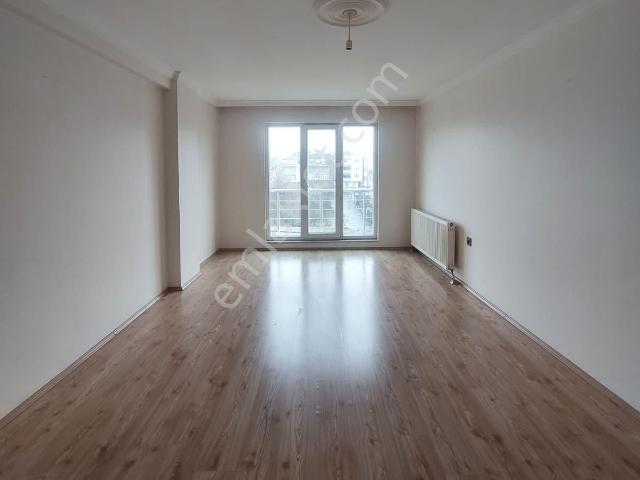 Valley'den Acil Satılık Cemal Gürsel Blv, 12 Yaş Satılık Daire
