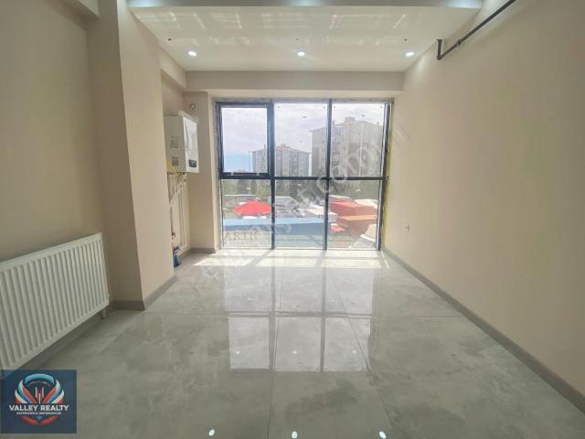 Valleyden Alipaşa Mah. Kiralık&satılık Plaza Home Ofis