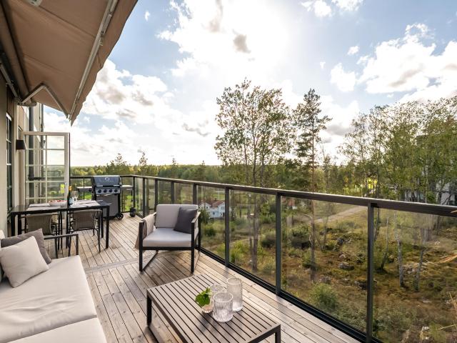 Vallhöjdsvägen 15