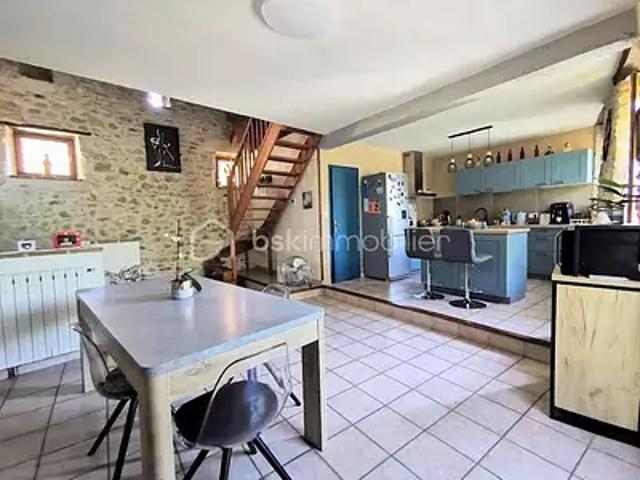 Vallon Pont d'Arc 07150 Achat / Vente maison 4 pièces t4 balcon