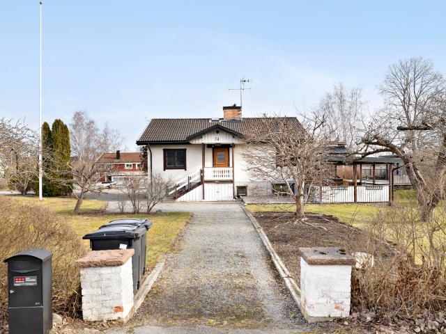 Vallstanäsvägen 74