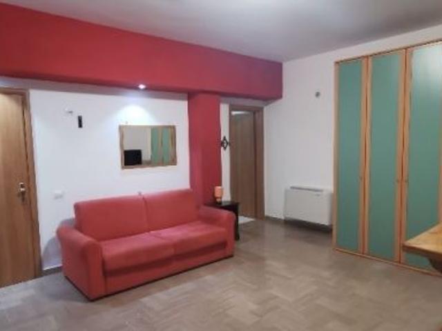 VALMONTONE ACCOGLIENTE MONOLOCALE ARREDATO