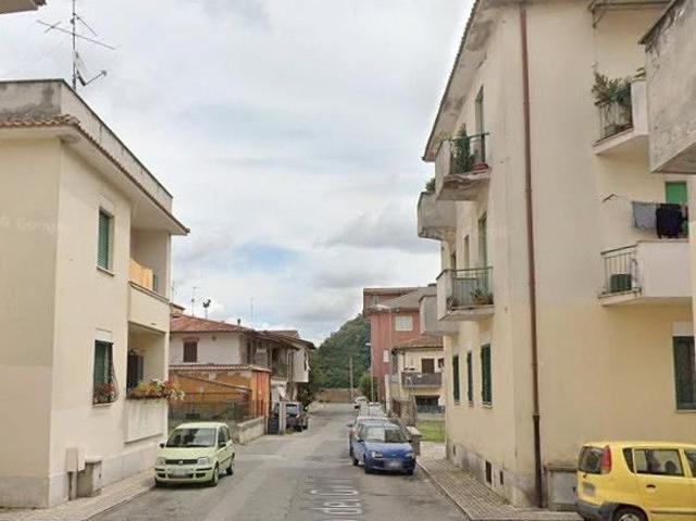 Valmontone soleggiato bilocale arredato