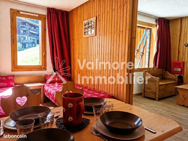 Valmorel – Studio 4 couchages skis aux pieds avec terrasse, cave et casier à skis