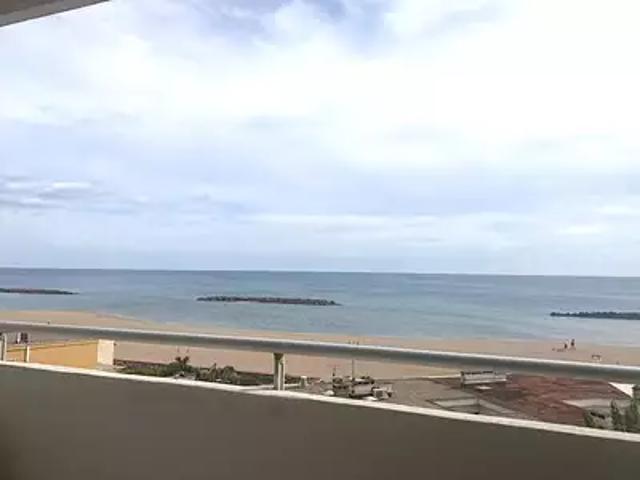 Valras Plage 34350 Achat / Vente appartement 3 pièces t3 au dernier étage balcon