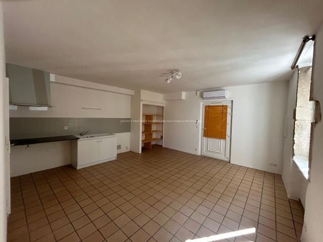 Valréas Location Appartement 84