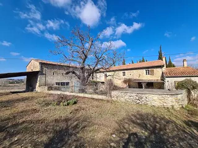 Valréas 84600 Achat / Vente maison 14 pièces t14 parking