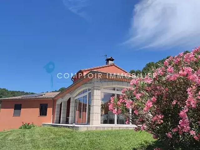 Vals les Bains 07600 Achat / Vente maison 7 pièces t7