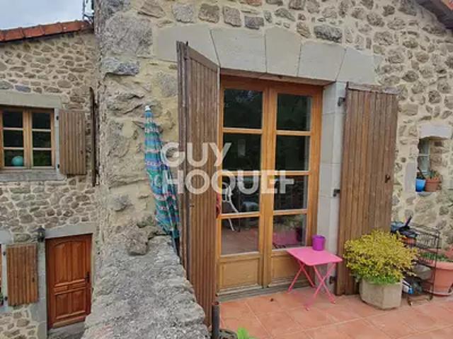 Vals les Bains 07600 Achat / Vente maison 6 pièces t6 au dernier étage