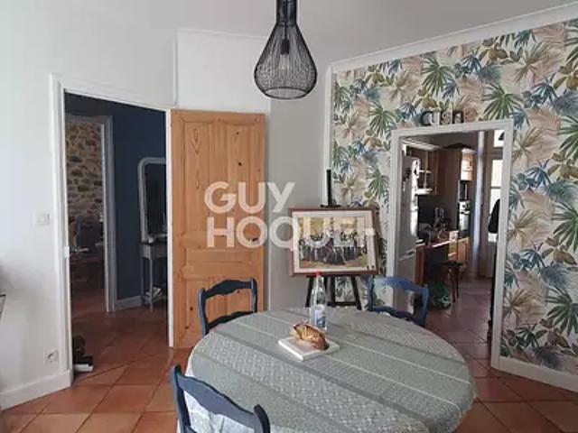 Vals les Bains 07600 Achat / Vente maison 8 pièces t8 terrasse cave