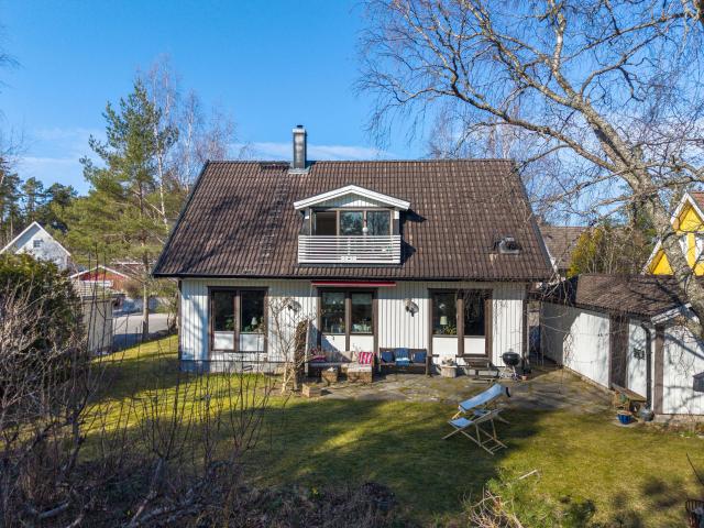 Väpnarevägen 3B