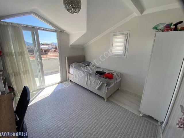 Varturdan Fethiye Foça Mahallesinde Geniş 4+1 Dubleks Daire