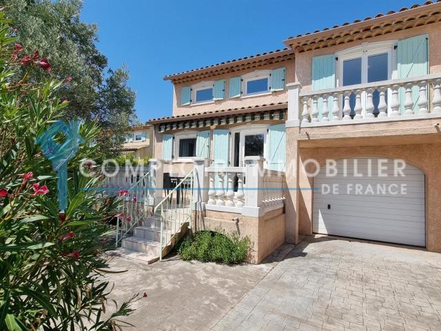 Var 83 À Vendre Vidauban Villa 3 chambres dans un do. 75m² Vidauban