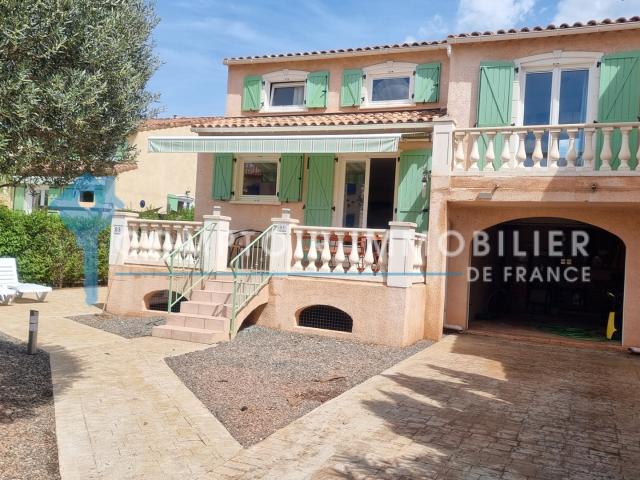 VAR 83 À VENDRE VIDAUBAN Villa 3 chambres dans un domaine hôtelier sécurisé