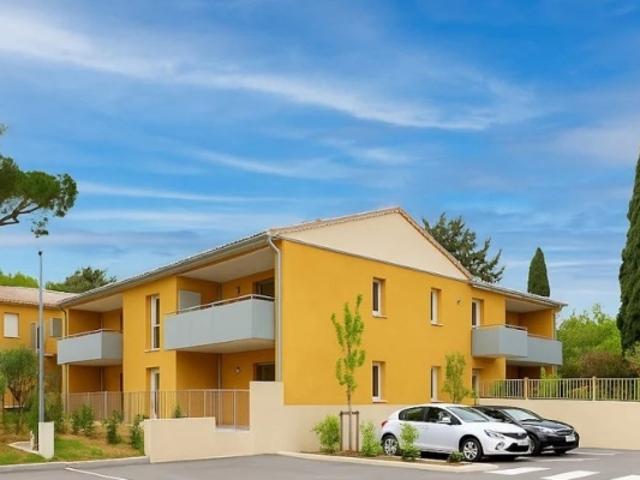 VAR TOULON quartier Cap Brun / Serinette résidence moderne appartement 4 pièces avec jardin privatif