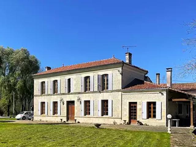 Varaize 17400 Achat / Vente maison