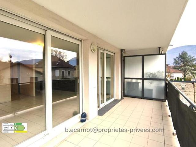 VARCES Centre Ville Appartement 3 pièce s 68 m2