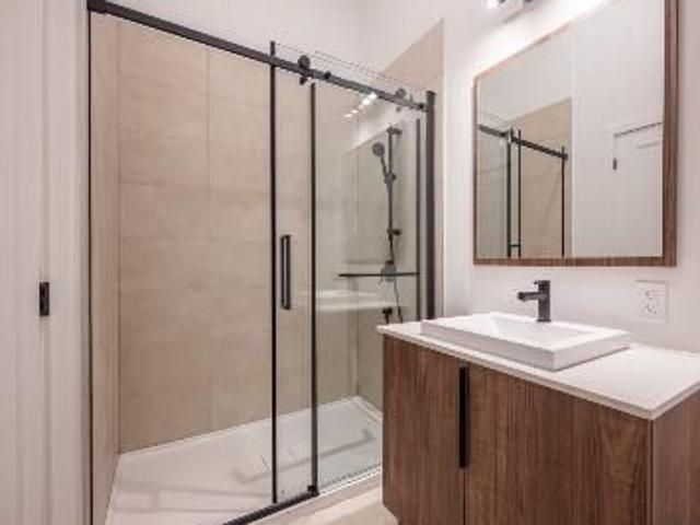 Varennes 41/2 4 2sdb 41/2 penthouse