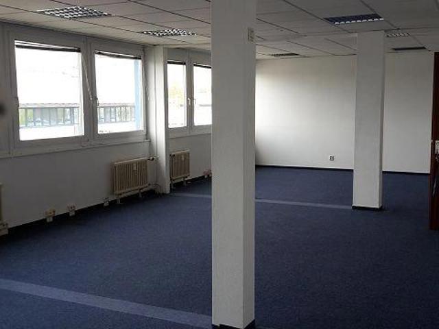 Variables Büro in Berlin, ca. 18,1 km vom Flughafen BER