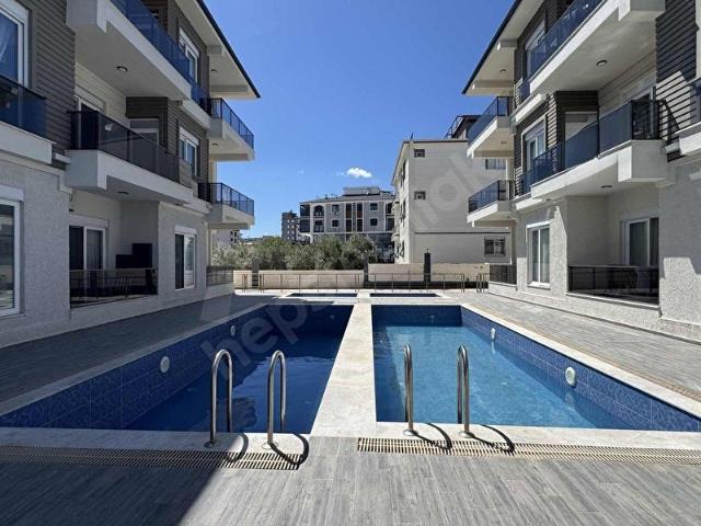 VARSAK AYANOĞLU MH 1+1 HAVUZLU SİTE İÇİ SATILIK DAİRE
