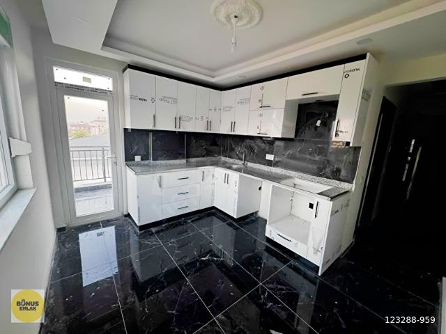 VARSAK KARAKOL ARKASINDA KİRALIK 2+1 DAİRE