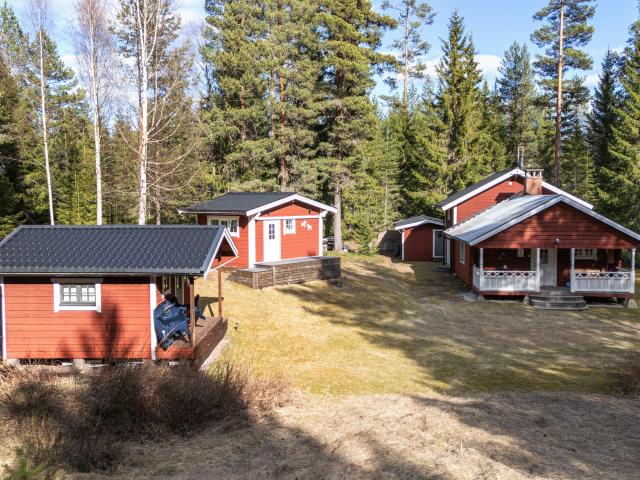 Västanå Gröfsholsvägen 20
