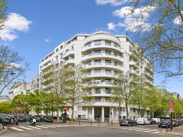 Vaste 2 pièces de 58m2 Villiers Louise Michel