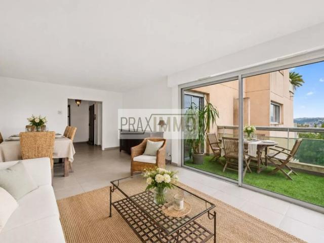 VASTE 3 PIECES AVEC TERRASSE, GARAGE et CAVE